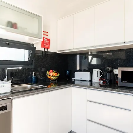 Ourmadeira - Sunset Cliff Villas, Contemporary