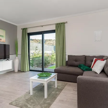 Ourmadeira - Sunset Cliff Villas, Contemporary