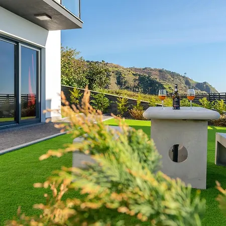 Villa Ourmadeira - Sunset Cliff Villas, Contemporary