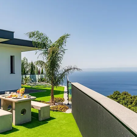 Villa Ourmadeira - Sunset Cliff Villas, Contemporary Fajã da Ovelha