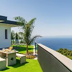 Villa Ourmadeira - Sunset Cliff Fajã da Ovelha