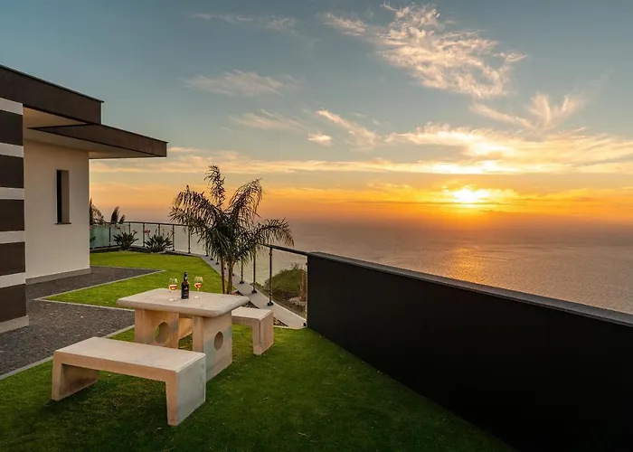 Villa Ourmadeira - Sunset Cliff Faja da Ovelha